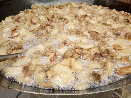 炸豬油廠油煙異味濃、刺激性大，Dejing的凈除臭劑快速除臭.jpg