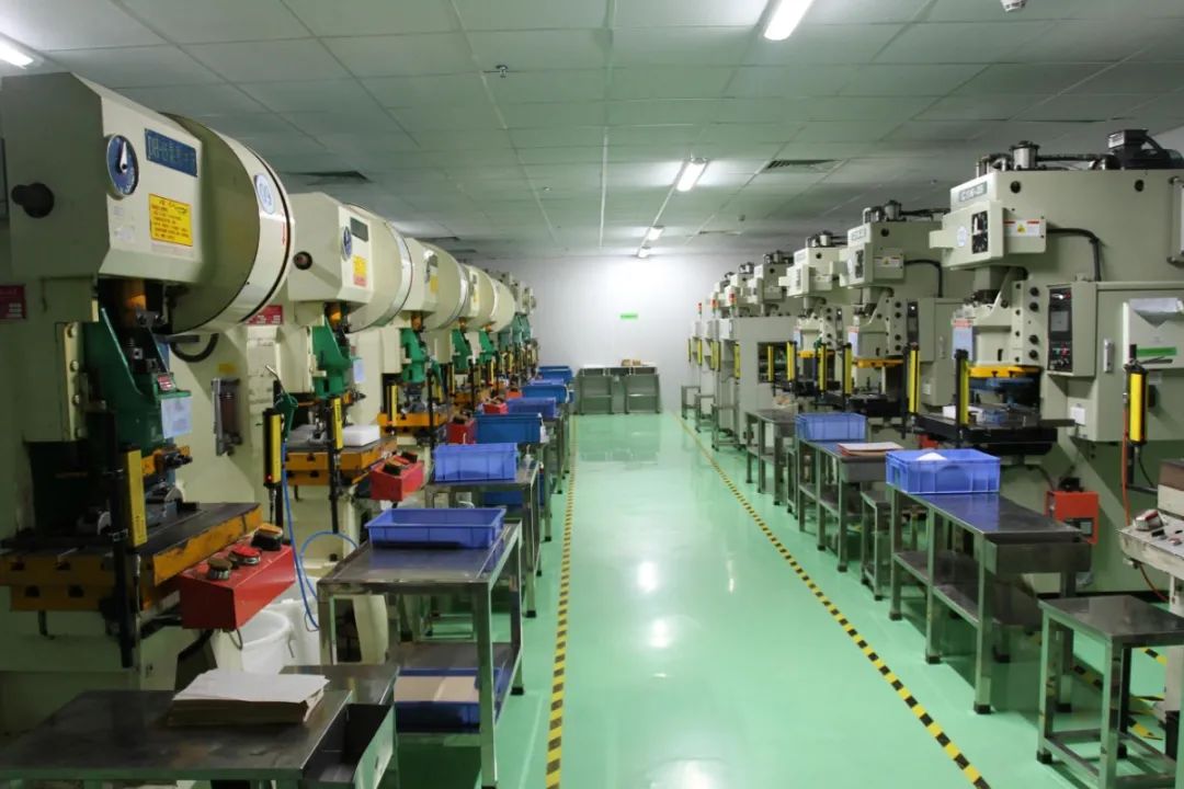 五金加工廠有機(jī)廢氣異味控制，Dejing的凈?除臭劑如何做到？.jpg