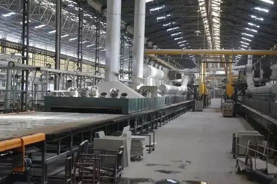 陶瓷廠廢氣惡臭讓人苦不堪言，Dejing的凈?除臭劑幫助企業(yè)達標排放！.jpg