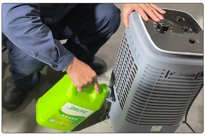 橡膠配件加工廠氣味難聞，傷害人體；廢氣除臭用Dejing的凈?！.jpg